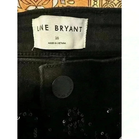 Lane Bryant Women`s Signature Fit Boyfriend Jean Black With Sequins size 20 Glam - Picture 4 of 8